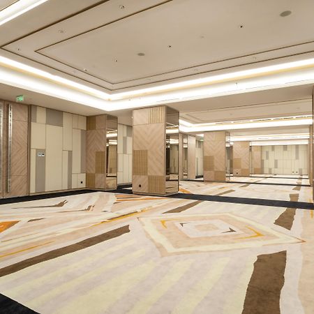 Harris Suites Puri Mansion Джакарта Екстер'єр фото
