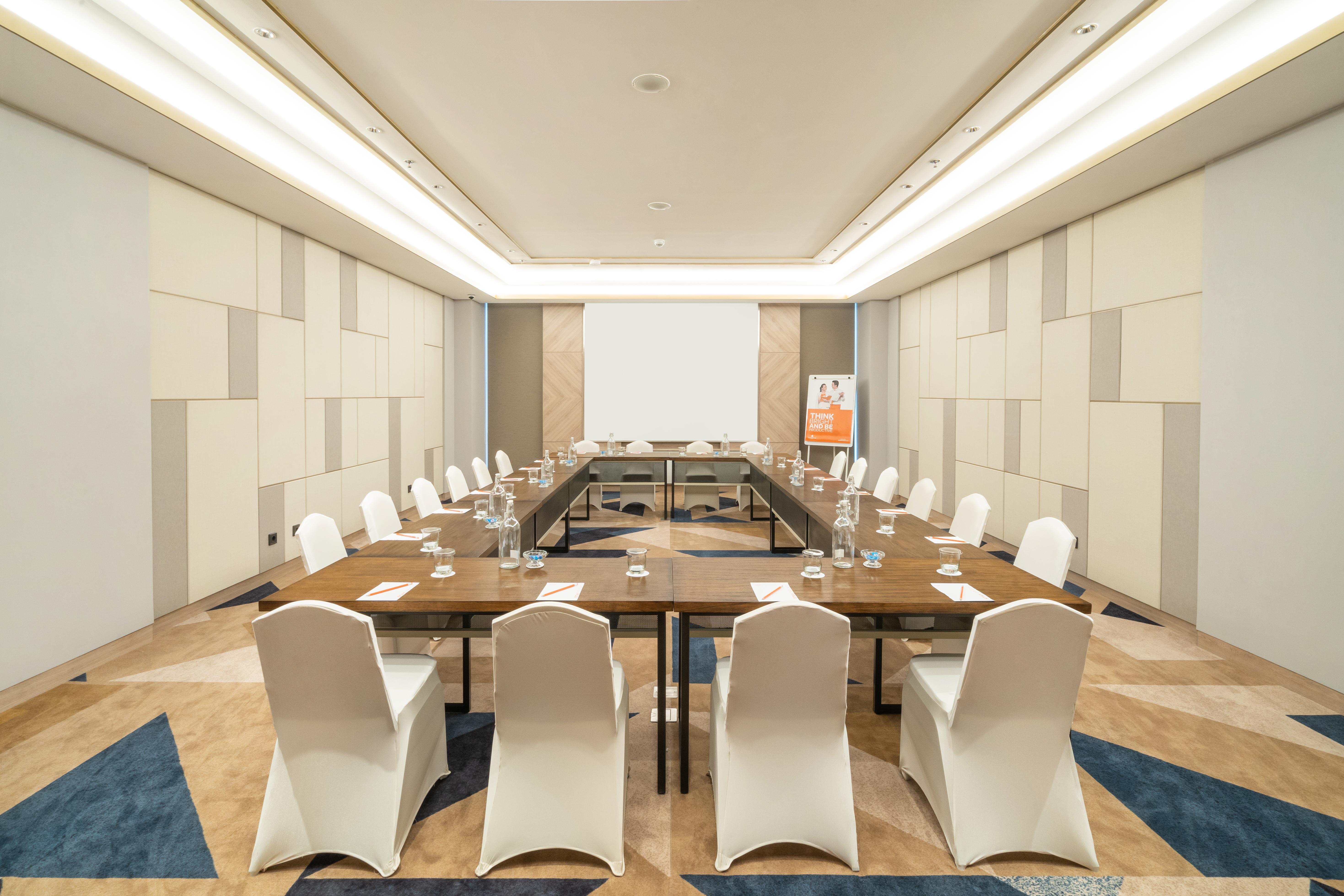 Harris Suites Puri Mansion Джакарта Екстер'єр фото