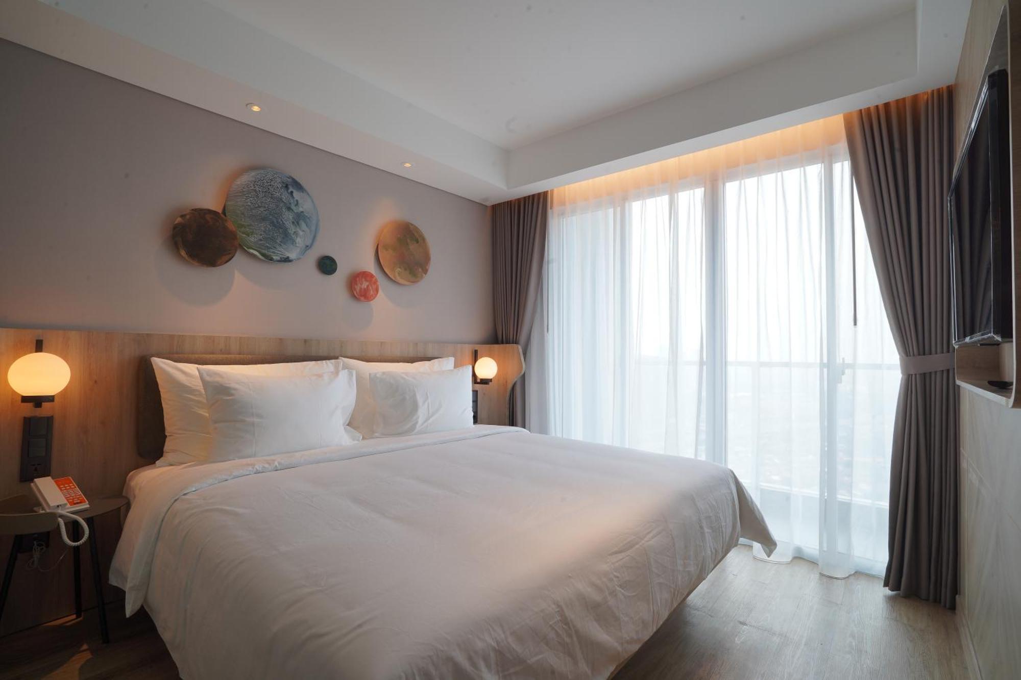 Harris Suites Puri Mansion Джакарта Екстер'єр фото