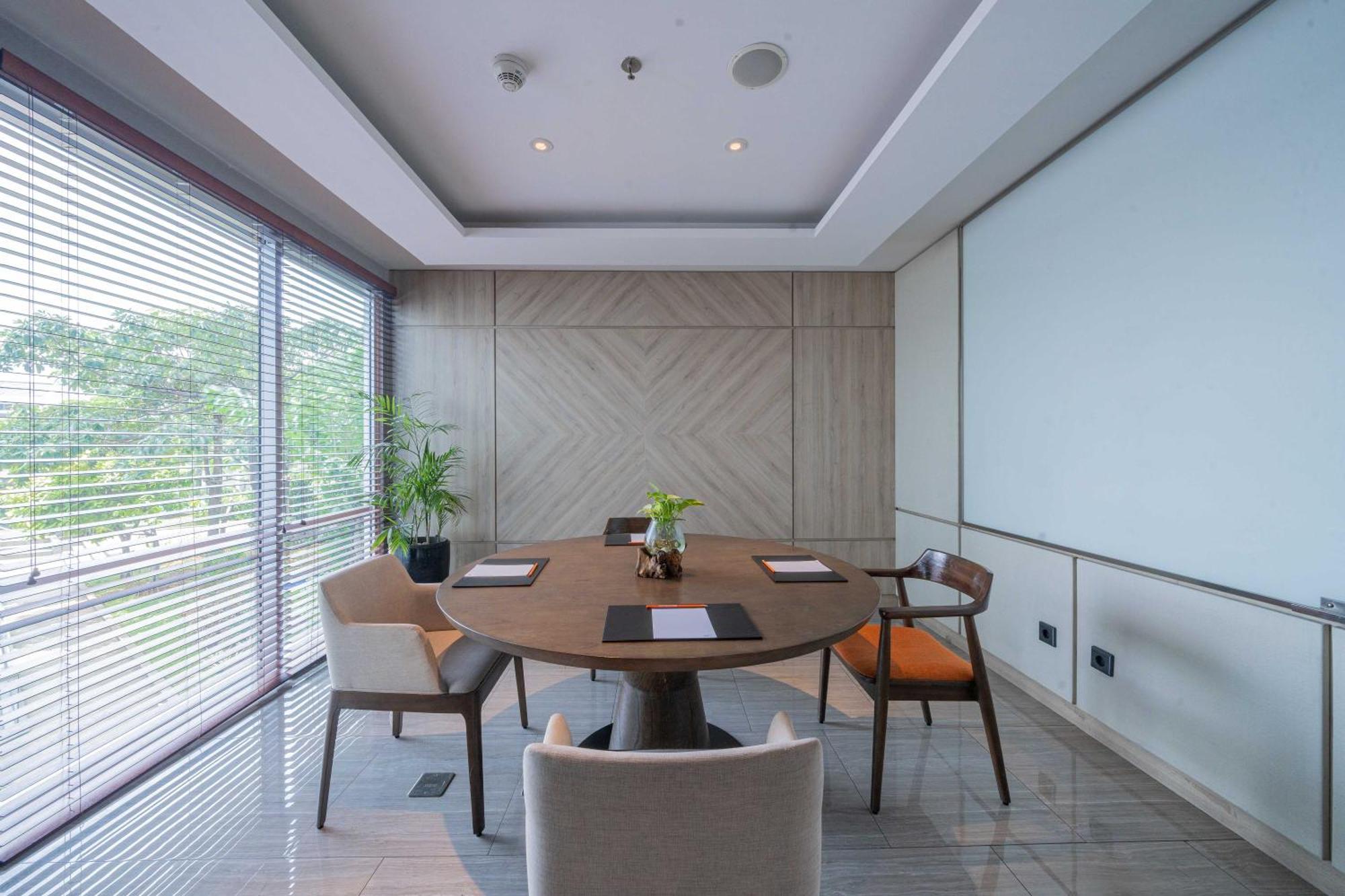 Harris Suites Puri Mansion Джакарта Екстер'єр фото