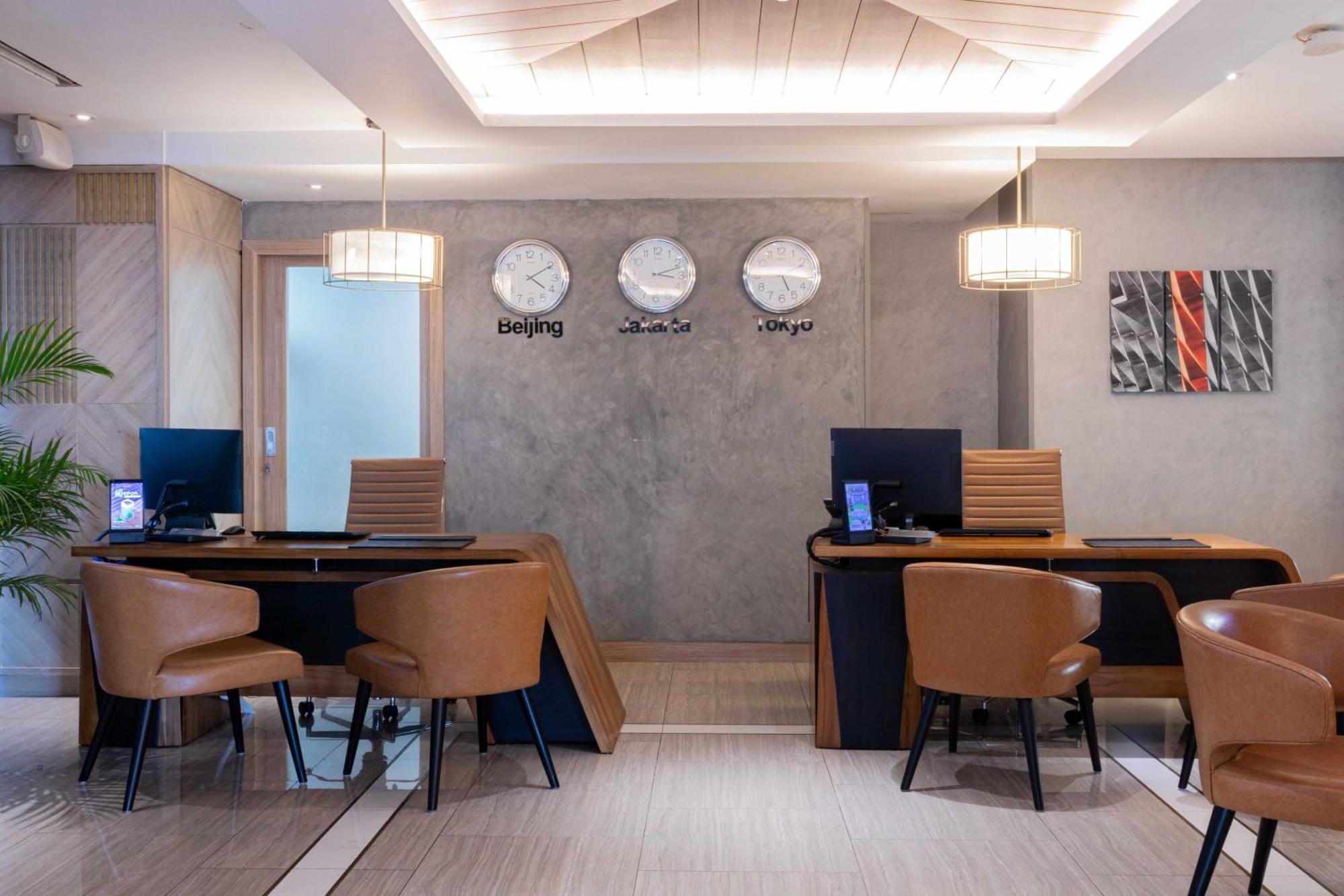 Harris Suites Puri Mansion Джакарта Екстер'єр фото