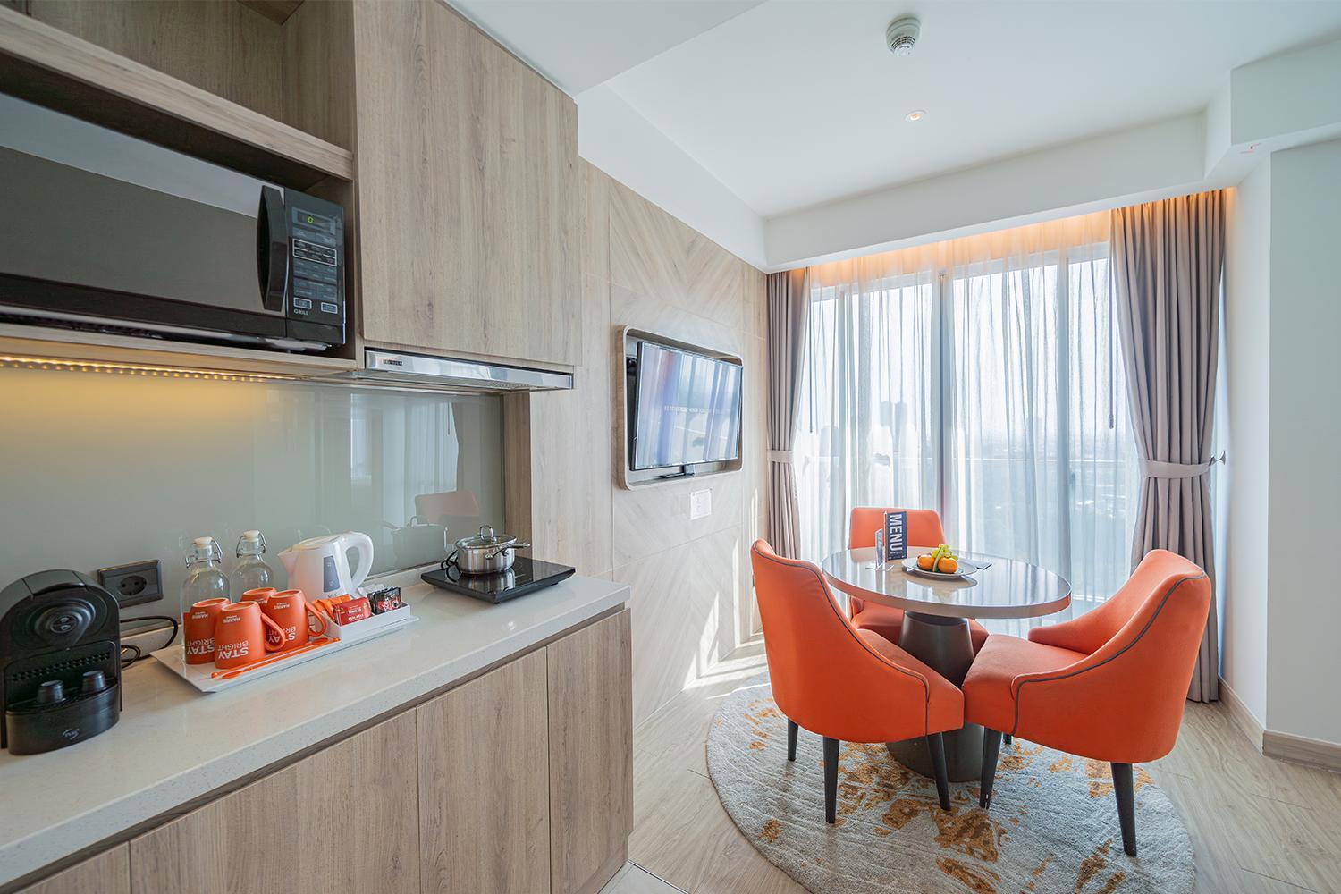 Harris Suites Puri Mansion Джакарта Екстер'єр фото
